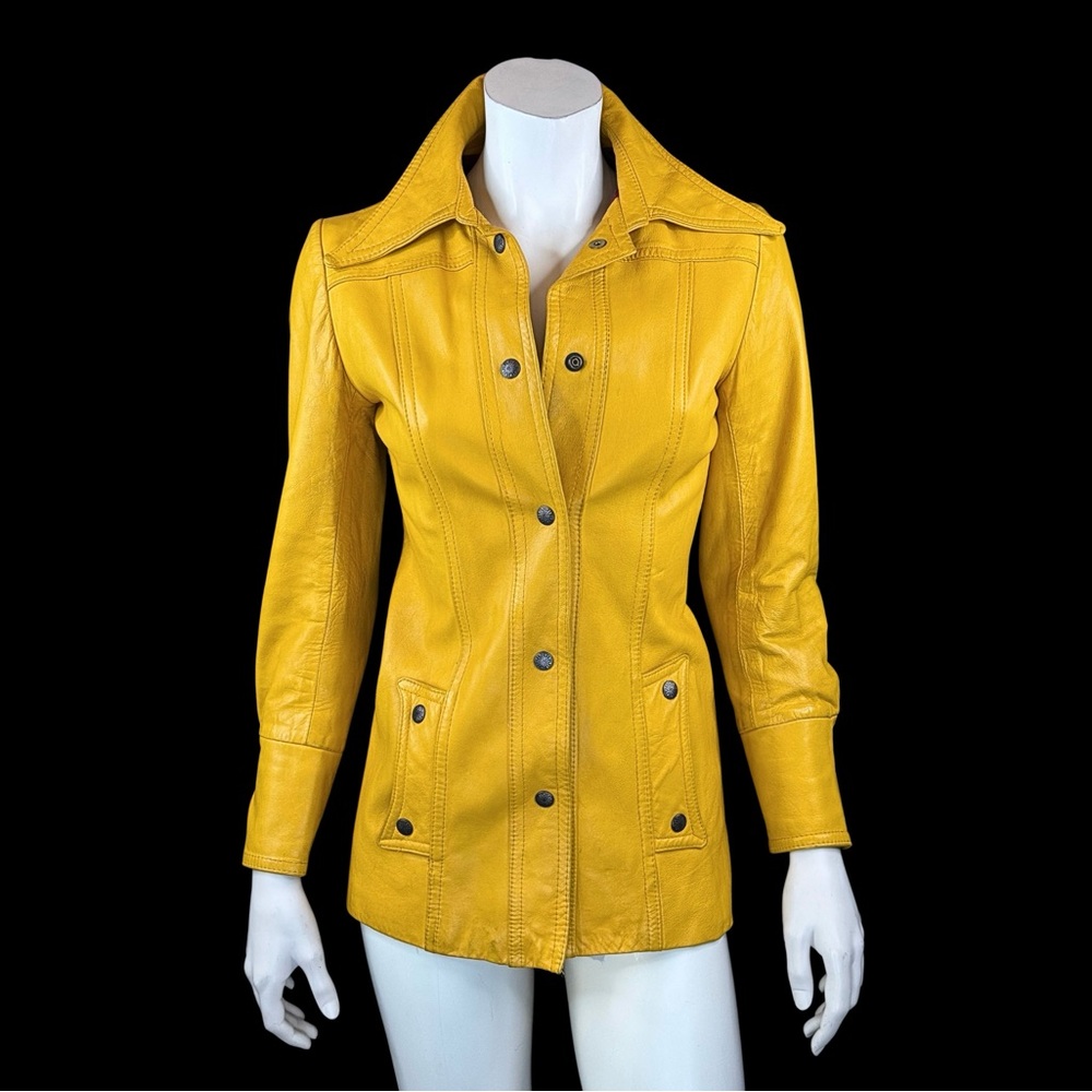 70s LEATHER Yellow Gold Dagger Collar Snap close shirt Jacket / XS